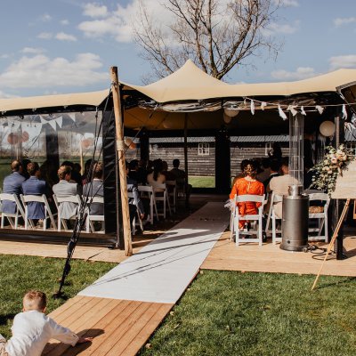 Zijwand om de stretchtent af te sluiten tegen regen